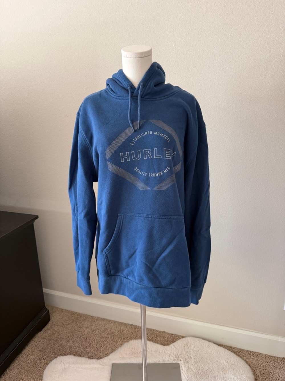 Hurley Navy Blue Pullover Hoodie with Front Graphic